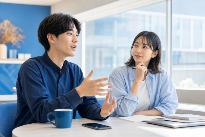 AIとの会話のルールを決める二人の場面